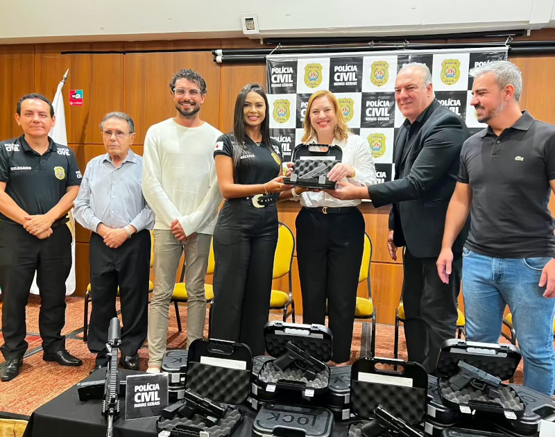 Delegacia de Polícia Civil de Santos Dumont e outras unidades da região recebem novo armamento